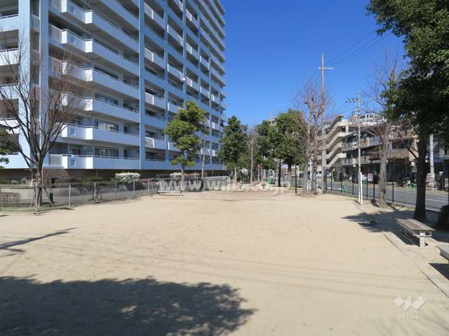 敷地に隣接する公園