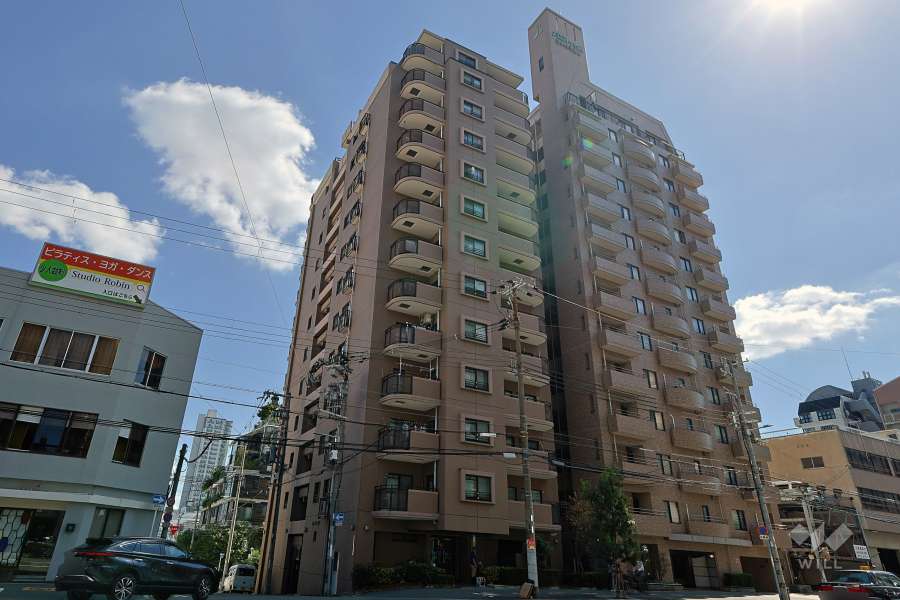 グランシティオ上本町の外観（北西側から）