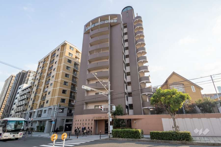 シャルマンフジ四天王寺夕陽丘グランデュースの外観（北西側から）