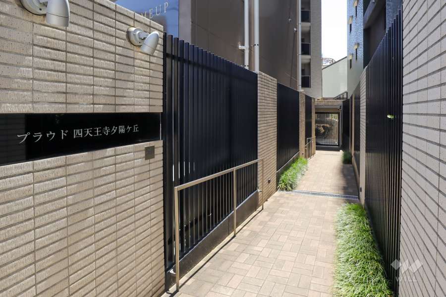駐輪場の出入口