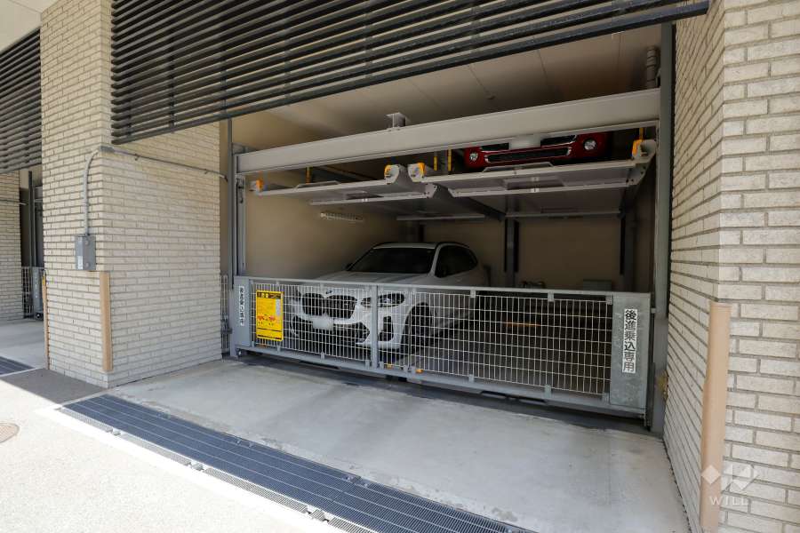 敷地内駐車場（屋内機械式）