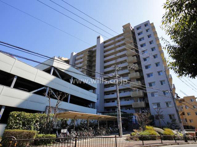 ライオンズマンション茨木ヒルズの外観（北西側から）
