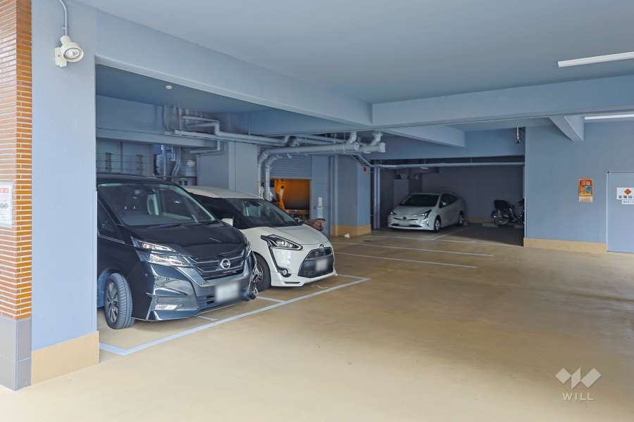 敷地内駐車場（屋内平面式）