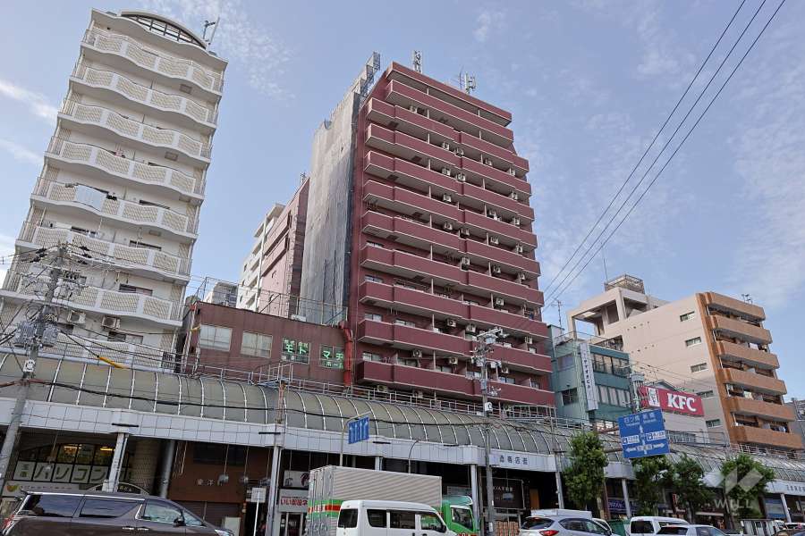 ライオンズマンション玉造の外観（北東側から）