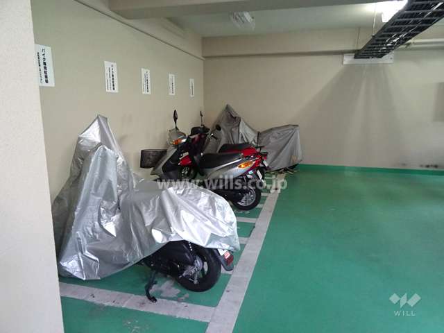 バイク置場