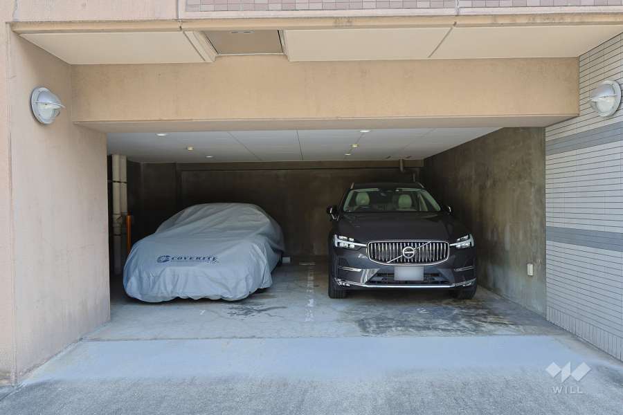 敷地内駐車場（屋内平面式）