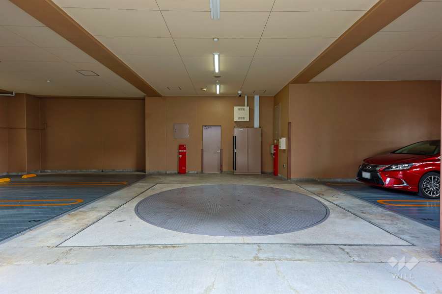 敷地内駐車場（屋内平面式）