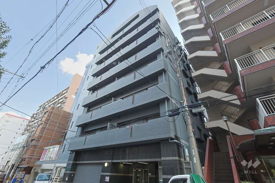 リッチハイムアルテ上本町の外観（北西側から）