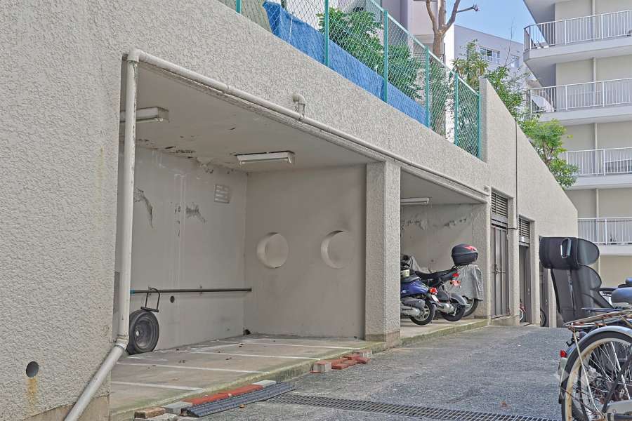 バイク置場