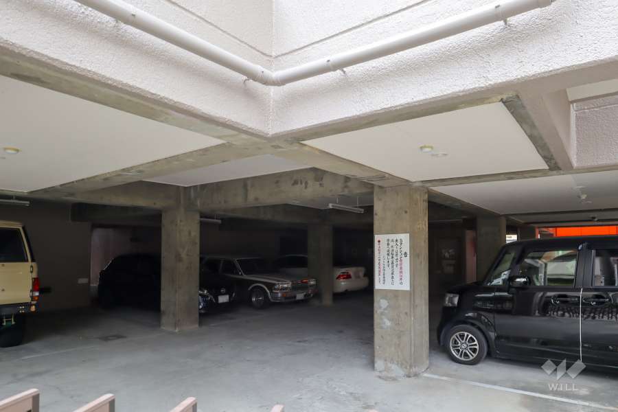 敷地内駐車場（屋内平面式）