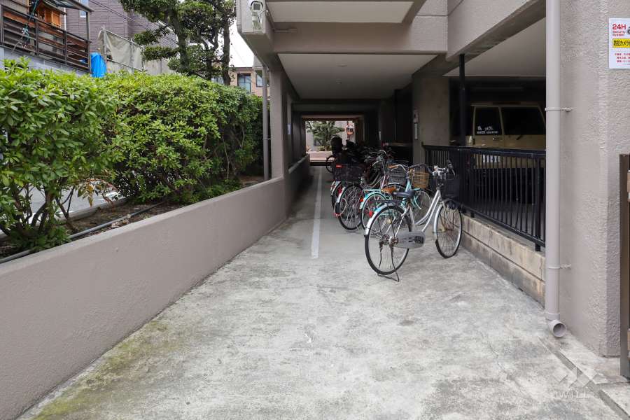 駐輪場