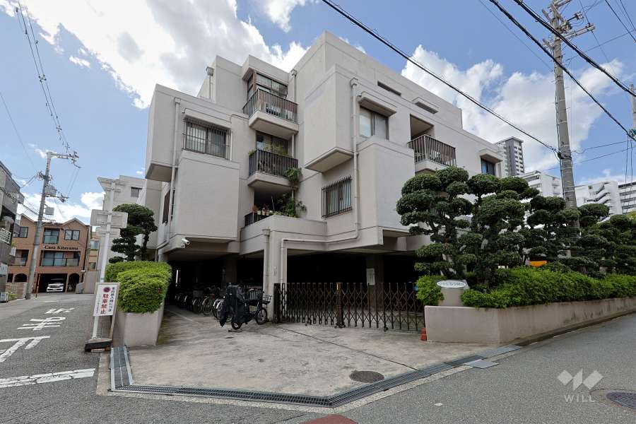 シャトル夕陽丘の外観（北東側から）