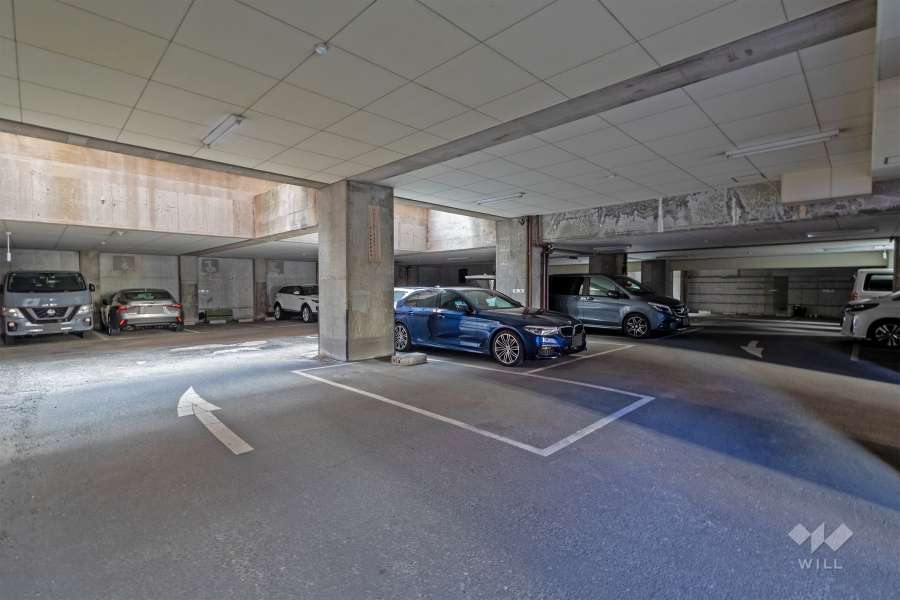 敷地内駐車場（屋内平面式）