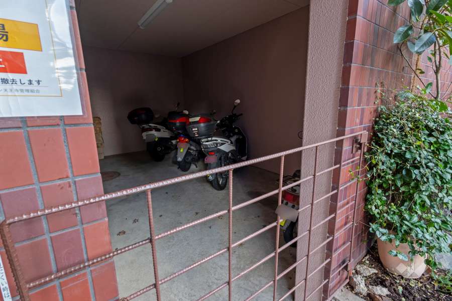 バイク置場