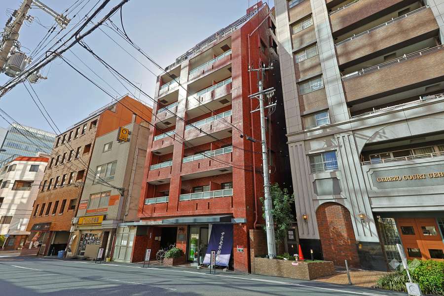 ライオンズマンション上六第2の外観（北西側から）