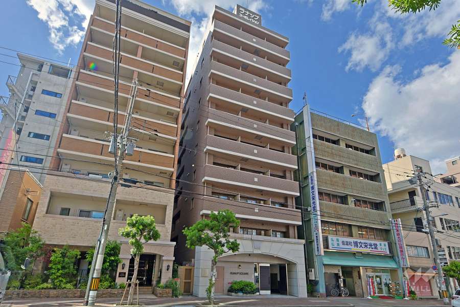 ラナップスクエア上本町の外観（南東側から）