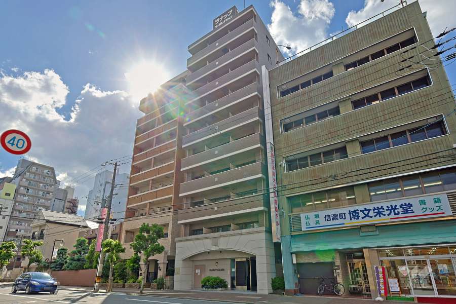 ラナップスクエア上本町の外観（北東側から）