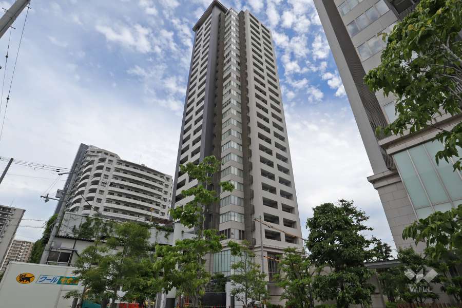 ローレルタワー夕陽丘イーストレジデンスの外観（北西側から）