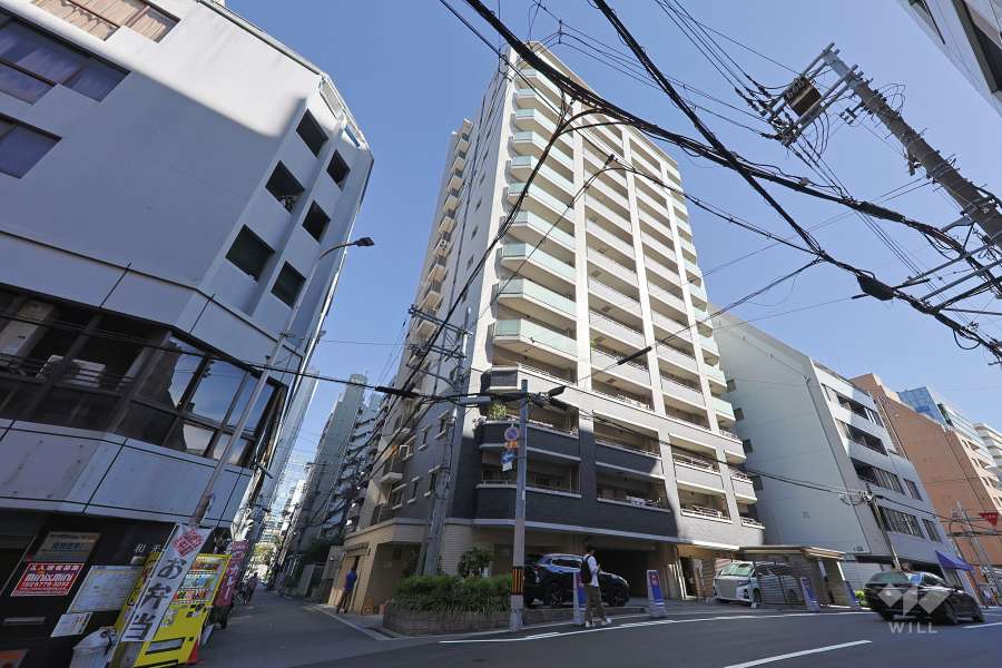 エスリード上本町グラセントの外観（南西側から）