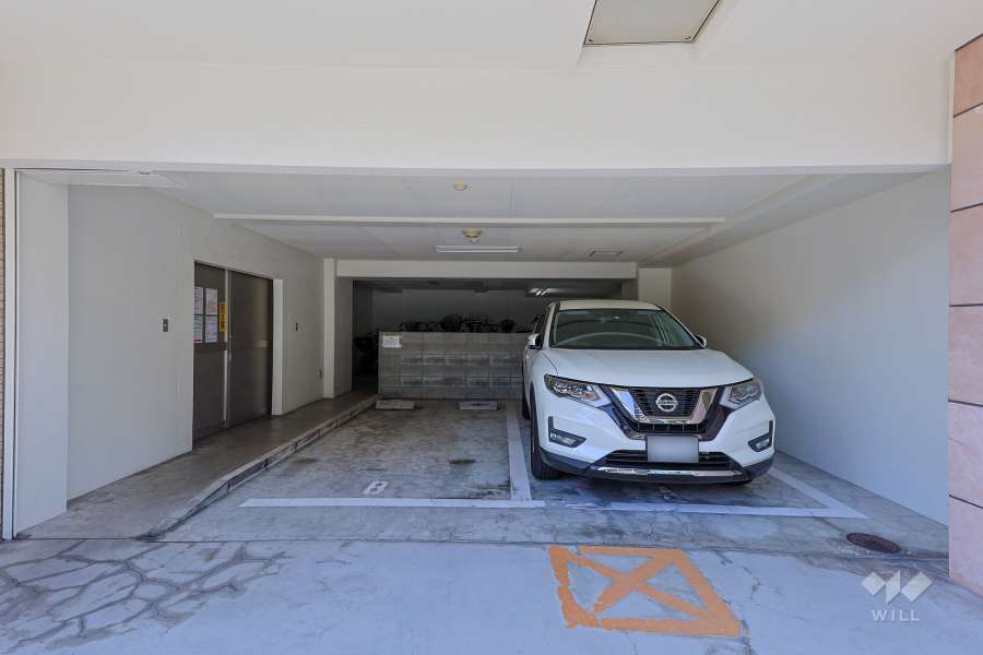 敷地内駐車場（屋内平面式）