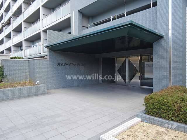 エントランス（ウェスト）