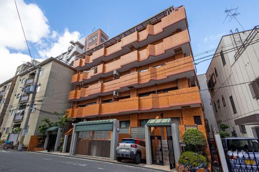 ノバカネイチ四天王寺の外観（南東側から）