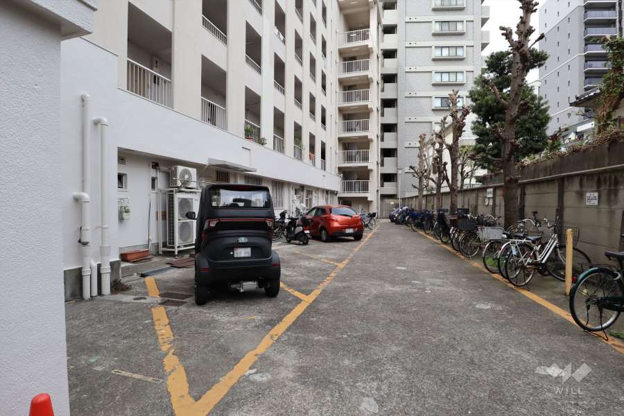 敷地内駐車場（屋外平面式）