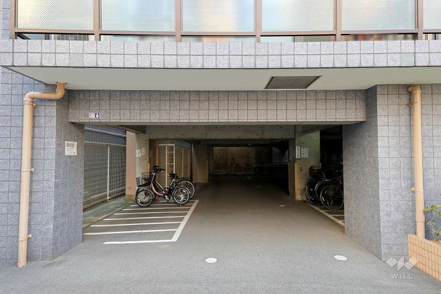 駐車場の出入り口