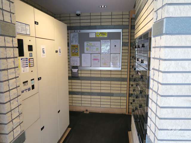 宅配ボックスと共用ポスト