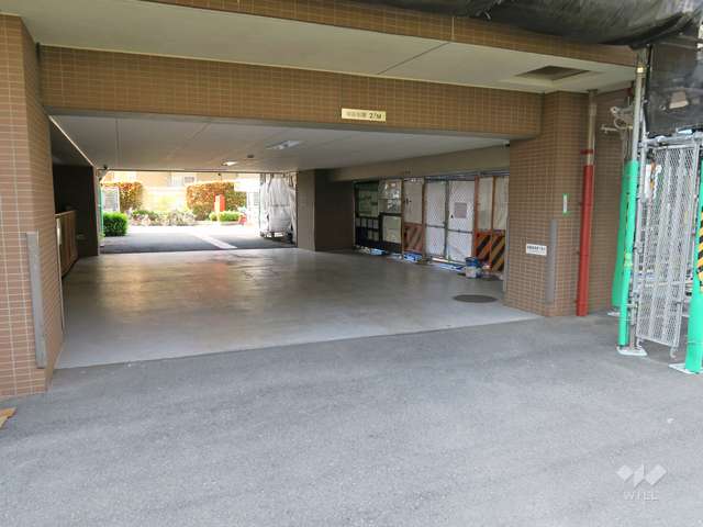 敷地内駐車場（屋外機械式・屋内機械式）