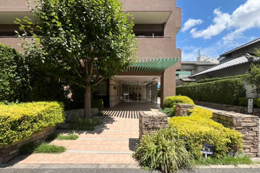 エントランスアプローチ