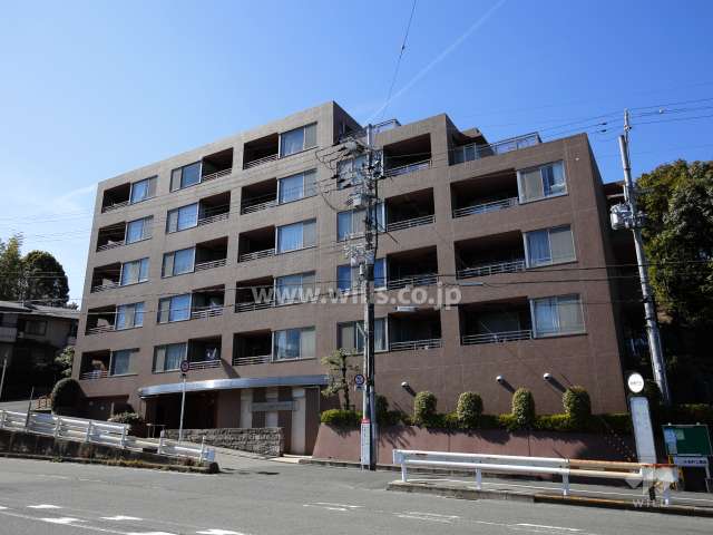 茨木南春日丘ガーデンハウスの外観（南東側から）