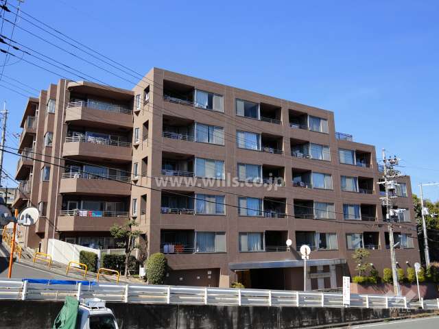 茨木南春日丘ガーデンハウスの外観（南西側から）