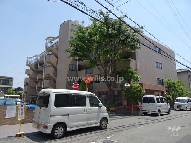 阪急グランパセオ茨木の外観(北西側から)