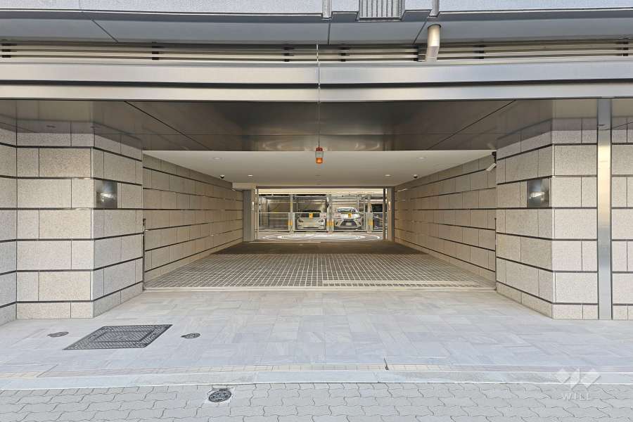 駐車場の出入り口