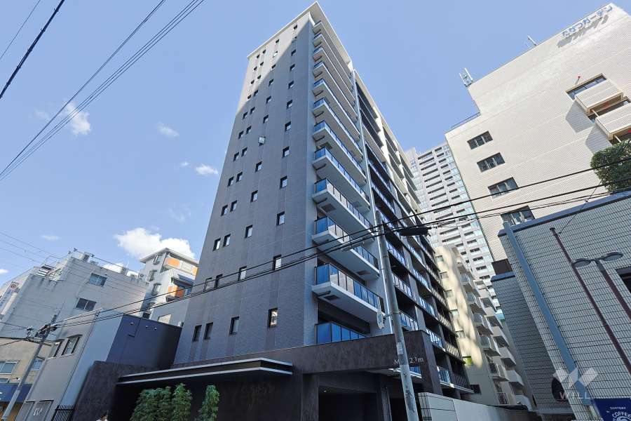 レジェイド上本町の外観（南西側から）