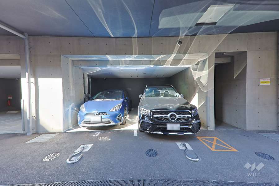 敷地内駐車場（屋内平面式）