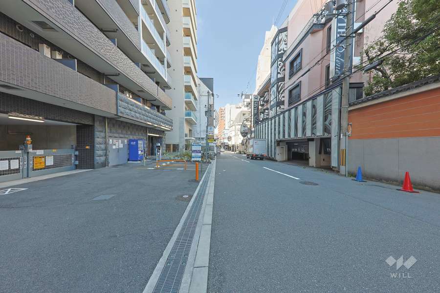 敷地北側の前面道路　
