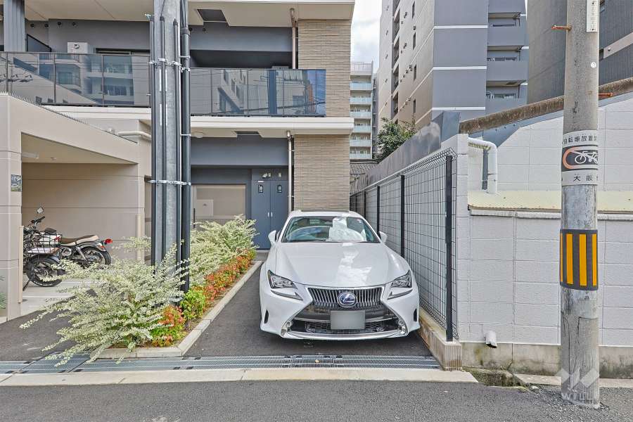 敷地内駐車場（屋外平面式）
