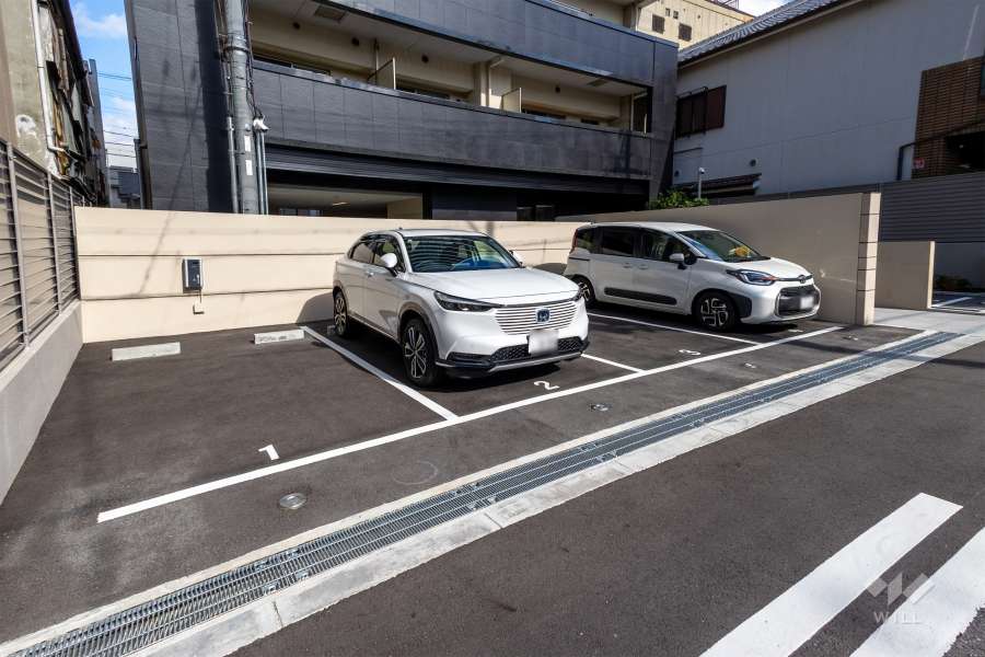 敷地内駐車場（屋外平面式）