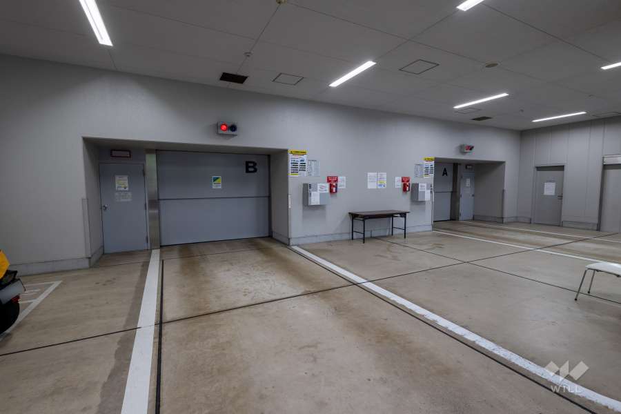 敷地内駐車場（屋内機械式）