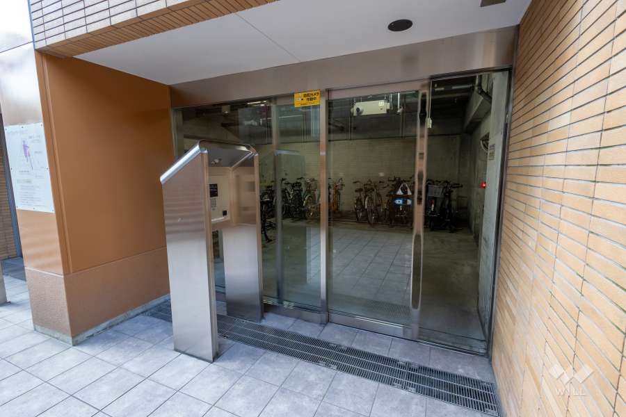 駐輪場の出入口