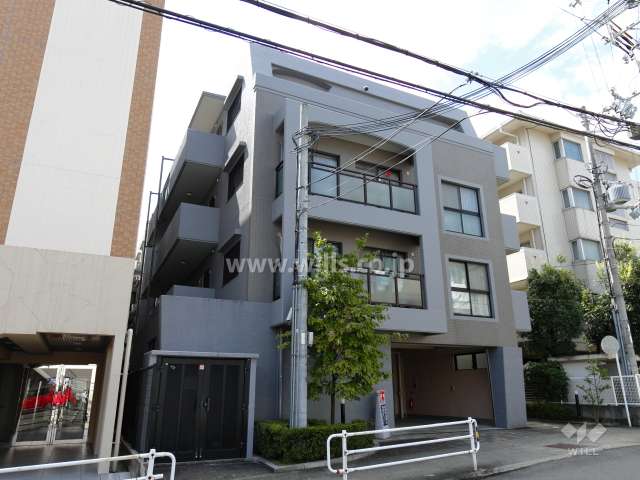 ベルデフラッツ逆瀬川の外観（北東側から）