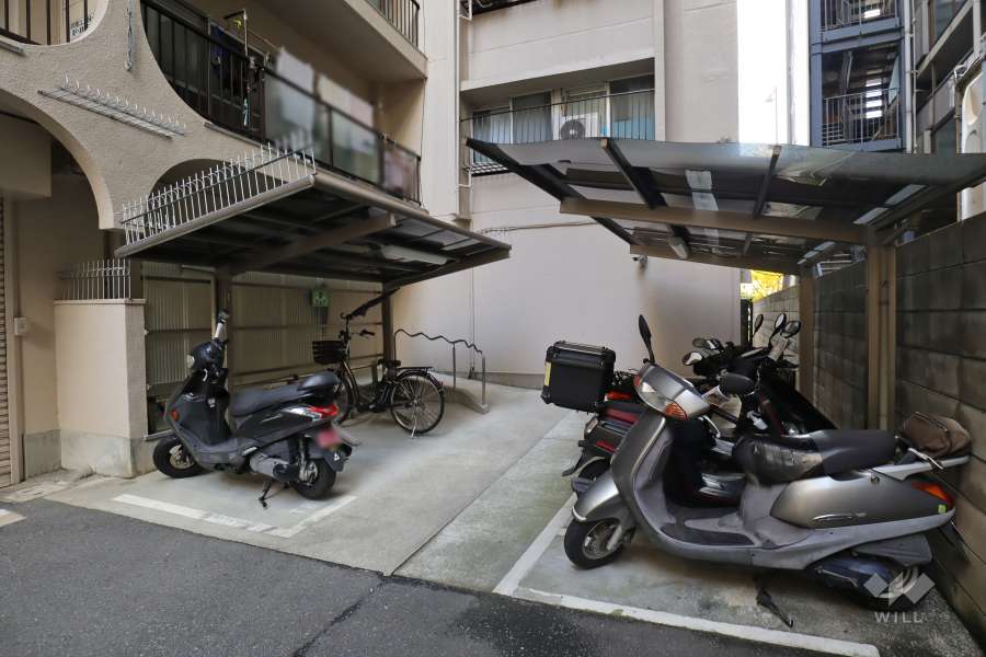 バイク置場