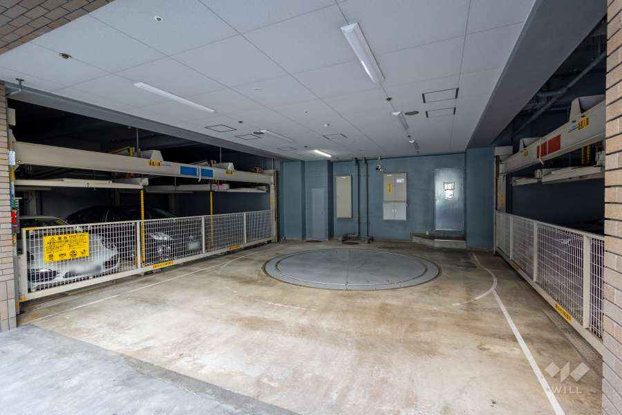敷地内駐車場（屋内機械式）