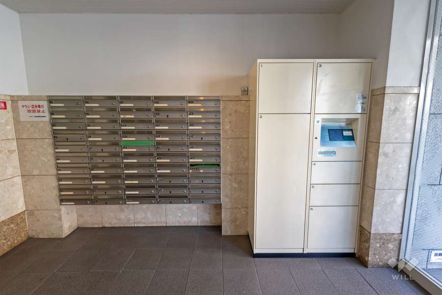 宅配ボックスと共用ポスト