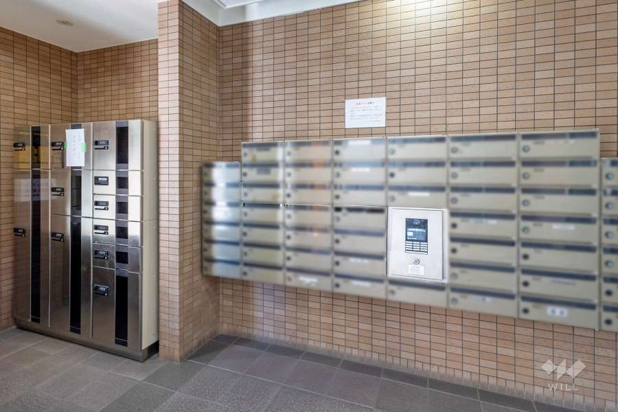 宅配ボックスと共用ポスト