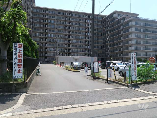 駐車場の出入り口