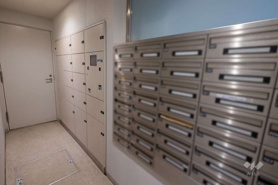 宅配ボックスと共用ポスト