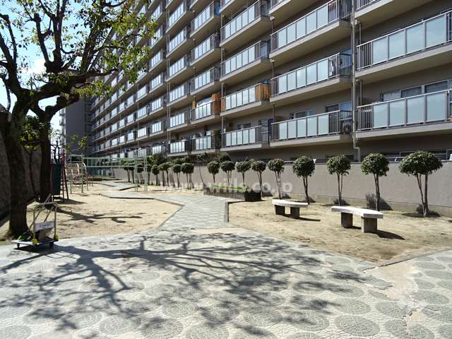 敷地内の公園
